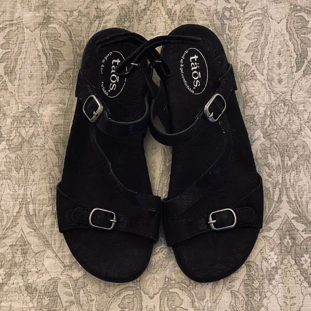 TAOS BEAUTY 2 SANDALS Black Leather Glitter Sparkle Size US 10